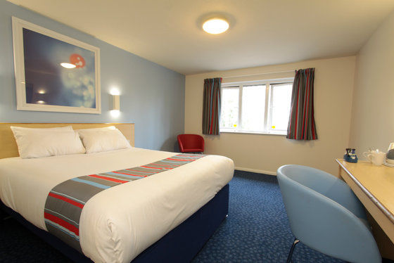 Travelodge Ely Kamer foto